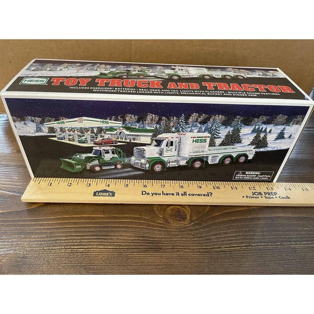 Hess‎ Toy Truck And Tractor-2013 Model-Brand New in Box